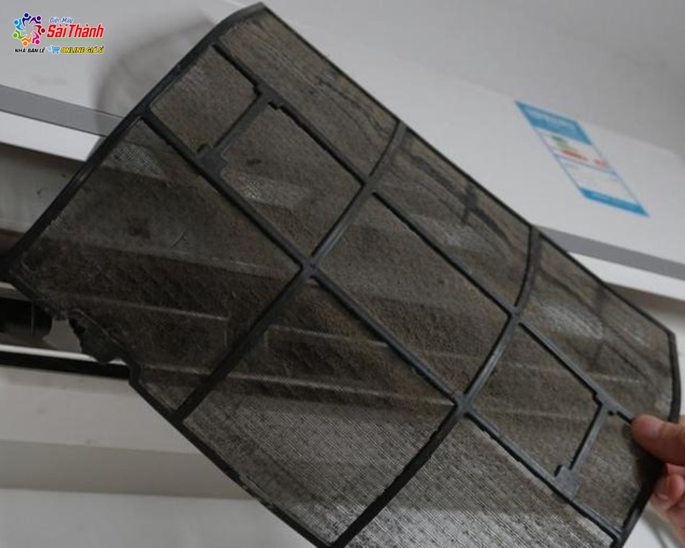 Lưới lọc của máy lạnh quá bẩn