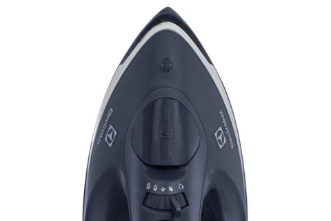 Bàn ủi hơi nước Electrolux E6SI3-61NW 2400W