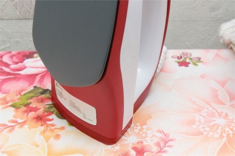 Bàn ủi khô Electrolux EDI1004 1300W