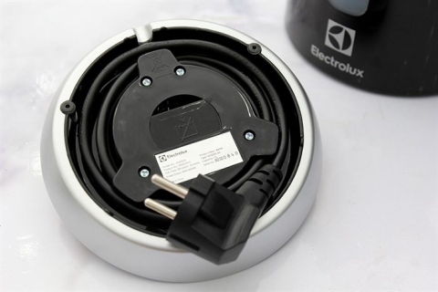 Bình đun siêu tốc Electrolux 1.7 lít EEK3505