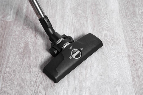 Máy hút bụi dạng hộp Electrolux EFC71611