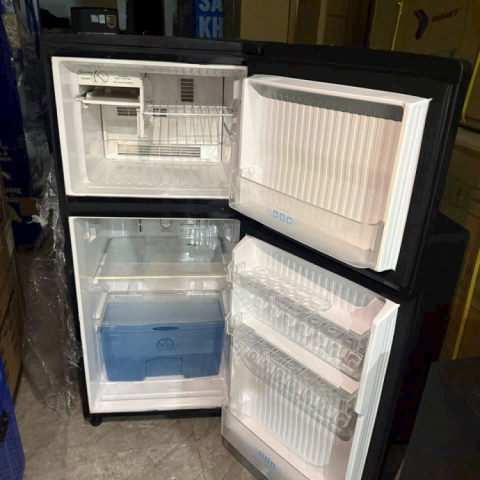 Tủ lạnh Panasonic 170L