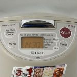 Nồi cơm điện tử Tiger JBAT10W 1L