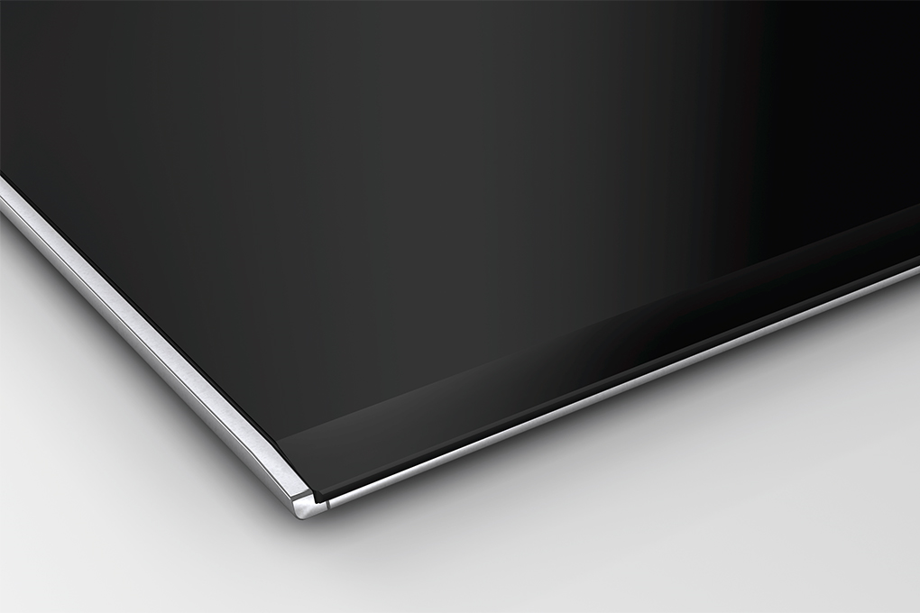 Mặt kính - Bếp từ bốn vùng nấu lắp âm Bosch PXE675DC1E