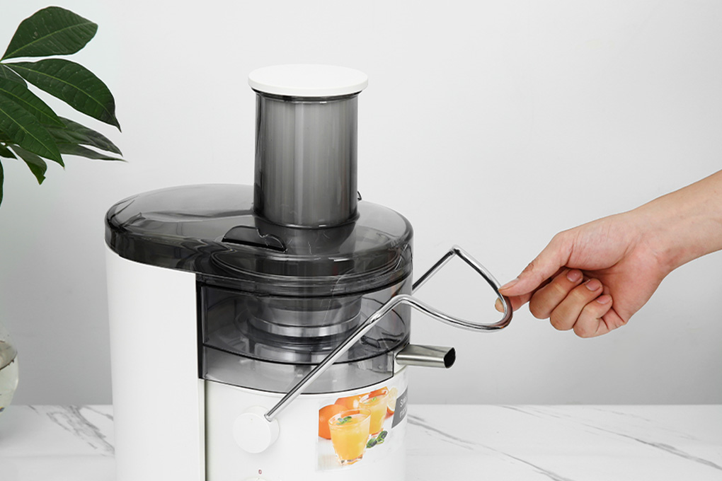 Máy ép trái cây Panasonic MJ-CB100WRA - Khóa an toàn