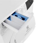 Máy giặt Electrolux UltimateCare 300 Inverter 10 kg EWF1024D3WC