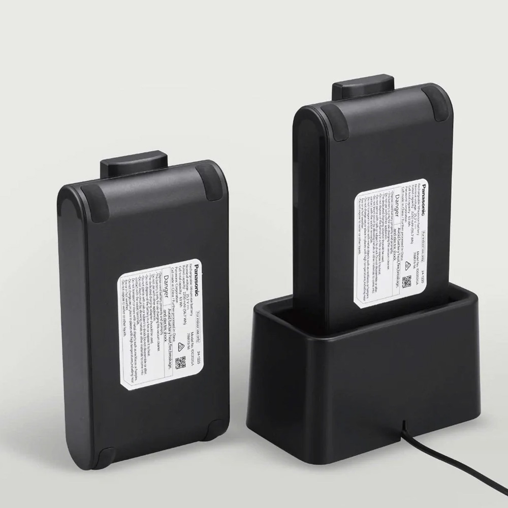 Máy Hút Bụi Panasonic MC-SBR70K946 cho phép sạc linh hoạt 