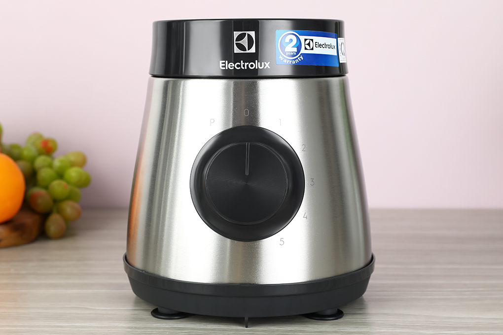 Máy xay sinh tố Electrolux E3TB1-710S - Tốc độ - Bảng điều khiển Máy xay sinh tố Electrolux E3TB1-710S - Tốc độ - Bảng điều khiển