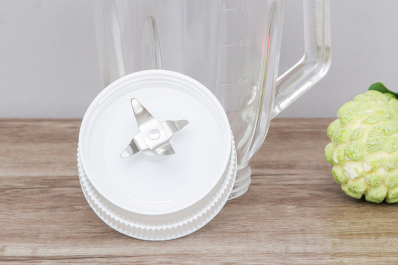 Lưỡi dao sắc bén - Máy xay sinh tố đa năng Sunhouse SHD5582W Lưỡi dao sắc bén - Máy xay sinh tố đa năng Sunhouse SHD5582W