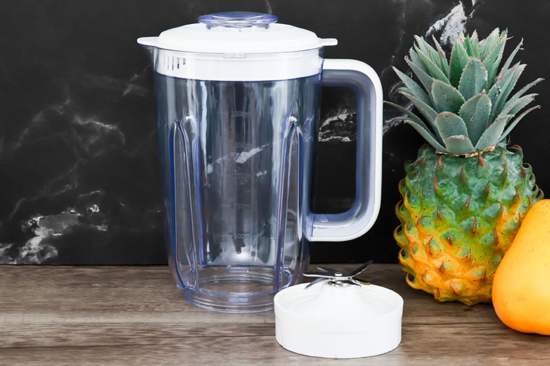 Cối lớn dung tích đến 1.5 lít - Máy xay sinh tố Toshiba BL-70PR1NV Cối lớn dung tích đến 1.5 lít - Máy xay sinh tố Toshiba BL-70PR1NV