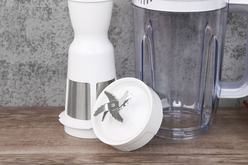 Lưỡi dao 6 cánh sắc bén - Máy xay sinh tố Toshiba BL-70PR2NV Lưỡi dao 6 cánh sắc bén - Máy xay sinh tố Toshiba BL-70PR2NV