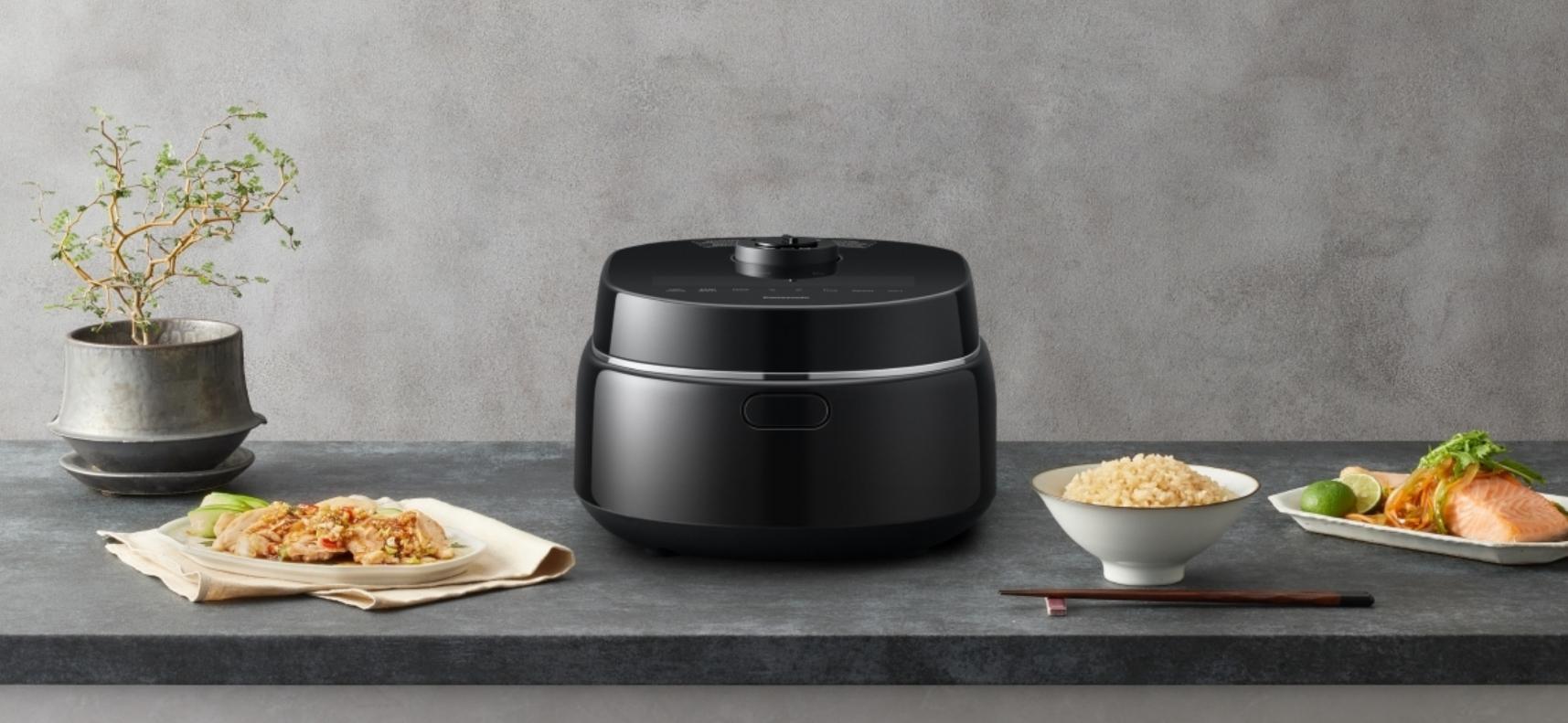 Nồi cơm điện tử Panasonic 1 lít PANC-SR-DM104KRA