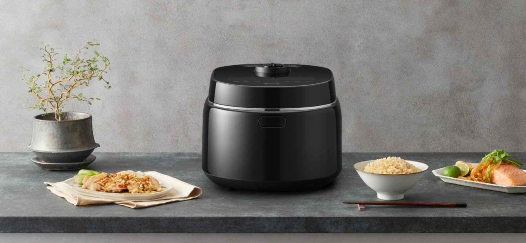 Nồi cơm điện tử Panasonic 1.8 lít PANC-SR-DM184KRA